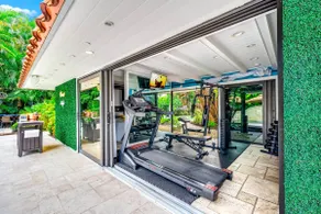 #1 Beach Estate Las Olas Beach Best Location - Image 3