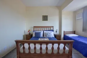 Spacious Air-Conditioned En-Suite 400 M Praia Forte - Image 4