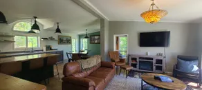 Riverview lodge -private hottub + wood-fired sauna - Image 4