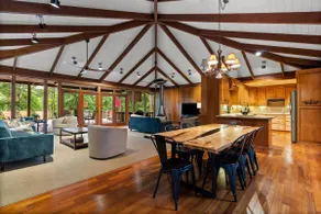 Lakeshore Lodge - Waterfront at Lake Sam Rayburn - Image 4