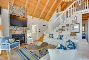 Beautiful Lake Keowee Home w/ Boat Dock & Fire Pit - Image 5