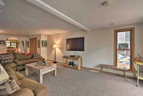 Spacious Lakehouse w/ Deck, Kayaks, & Dock! - Image 5