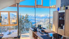 Luxury designer Penthouse, whirlpool and balcony - Image 4