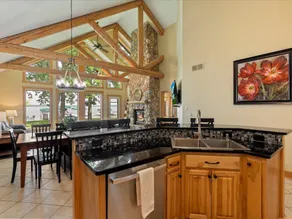Waterfront Townhome on Gull Lake | Pontoon Rentals Available - Image 3