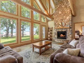 Waterfront Townhome on Gull Lake | Pontoon Rentals Available - Image 2