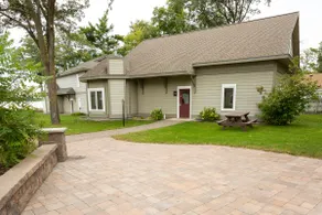 Lake Life, Upgraded | 3BR Condo | Sleeps 10 - Image 5