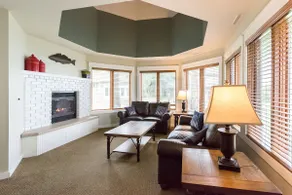 Lake Life, Upgraded | 3BR Condo | Sleeps 10 - Image 3