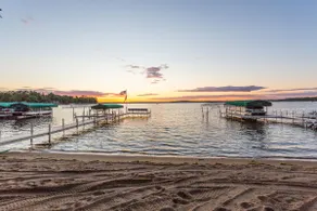 Good Times, Great Lake | Bay Colony Condo | Sleeps 8 - Image 4