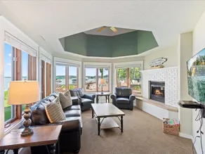Waterfront Condo at Gull Lake | Firepit | Boat Rentals - Image 2
