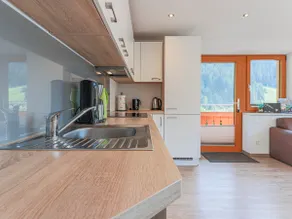 Apartment with stunning view of the mountains - Image 4