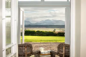 Ty Fferam Bailey: 7‑Bed Farmhouse Sleeping 14 in Bodorgan | Managed by Anglesey Holiday Lettings - Image 2
