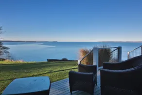 Marine View Bluff by Avantstay Waterfront Views - Image 3