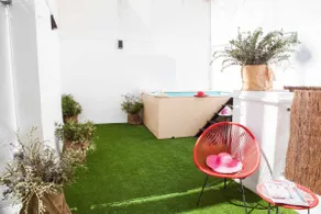ISG Apartments: Alhondiga piscina/ Free Parking - Image 3