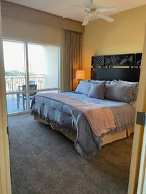 Ocean View Luxurious Condo-BEST location + balcony - Image 2