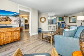 Tranquil Oceanfront Vistas - Image 3