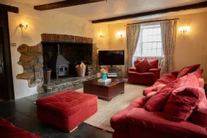 The Manor - Image 5