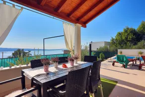 Seaview Villa Lemaro, a 2 bedroom villa with 28 sqm private pool in Krilo Jesenice - Image 5