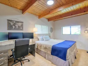 Kid's Paradise! Ball Pit 2 Lofts Lakeview 5 bd,3ba - Image 5