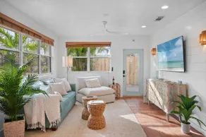 Palm Villa by Beach Boutique Rentals - Image 5