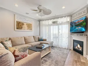 Luxurious Penthouse, King beds. Dog & ADA Friendly - Image 3