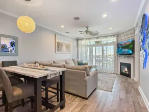 Luxurious Penthouse, King beds. Dog & ADA Friendly - Image 4