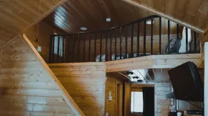 Riverfront Deluxe Cabin G - Hot Tub Access - Image 4