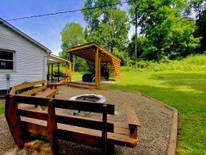 Cozy Ohiopyle/Fallingwater Cabin Hot Tub Fire Pit - Image 5