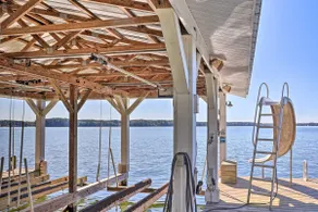 Lakefront Paradise w/ Fire Pit - Dogs Welcome! - Image 3