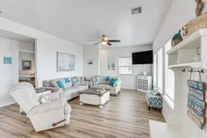2 Decks, Patio & Views: Beachfront Texas Retreat - Image 3