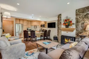 Mountainside Studio ~ Laurelwood 404 - Image 5