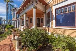 Beautifully Restored Downtown Victorian - Image 5