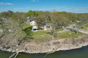 Lakefront Home w/ Shared Boat Ramp in Grove! - Image 2