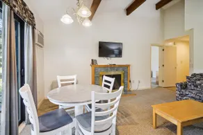 2 Bedroom Suite w/outdoor heated pool 20102 - Image 5