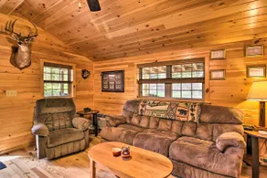 ‘Hooah’ Cabin Retreat w/ Grill & Step-Free Access - Image 4
