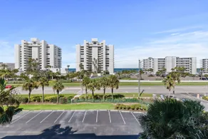 Easiest Beach Access! Vacation with an Ocean View - Image 5