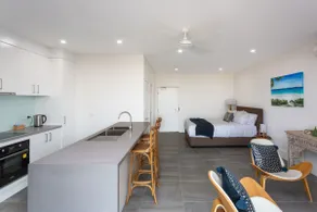 Ishtar Apartment 3- Luxury Studio - Image 2