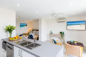 Ishtar Apartment 3- Luxury Studio - Image 4