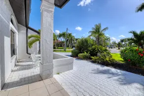 Villa Waterview - Amazing Gulf access pool and spa home on spacious corner lot! - Image 5
