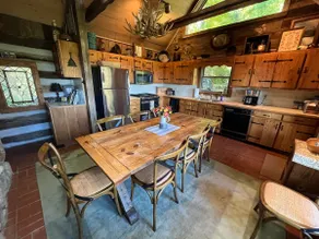 Hand Crafted Cabin, Overlooking the Blue Ridge Par - Image 2