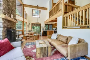 Northeast Passage Chalet - Image 3