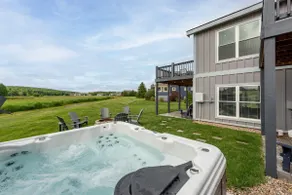 Scenic Dog Friendly Stay w/ Hot Tub & Fire Pit - Image 4