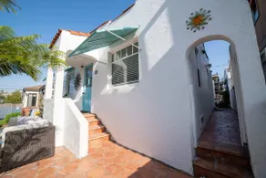 2 Bedroom Hermosa Beach Home - Image 5