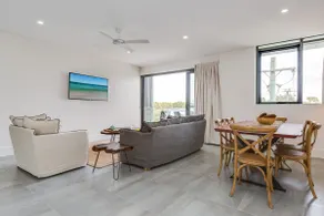 Ishtar Apartment 4- Best Water Views - Image 2
