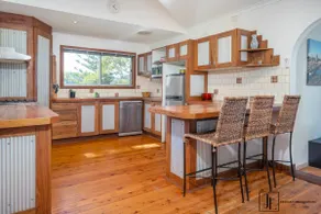 Pet-Friendly Beach Home with Ocean Views: 16 - Image 4