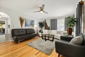 Spacious Family Home w/ Garage Game Room & Office! - Image 5