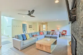 Roomy Avon Family Chalet w/ Hot Tub in EagleVail! - Image 4