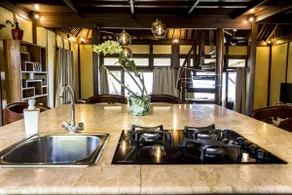 Bora Bora waterfront sunrise villa - Image 5