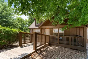Cozy Stonebridge Cabin, near Silver Dollar City - Image 3