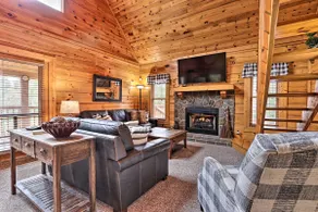 Homey Sevierville Cabin w/ Deck Near Pigeon Forge! - Image 4
