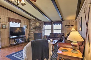 Cozy ‘Caymus Cabin’ ~ 3 Mi to Callaway Gardens! - Image 3